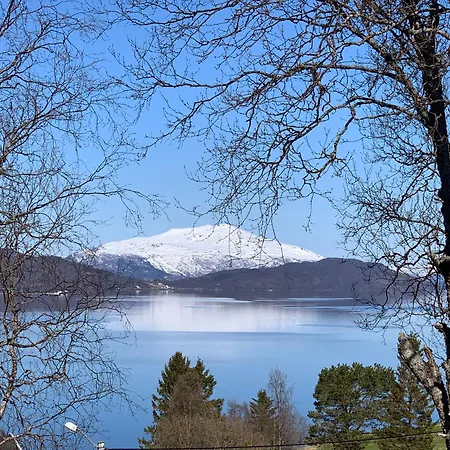Bed & Breakfast Comfortable Near Senja